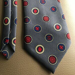 Tie. Vintage - New. Silk